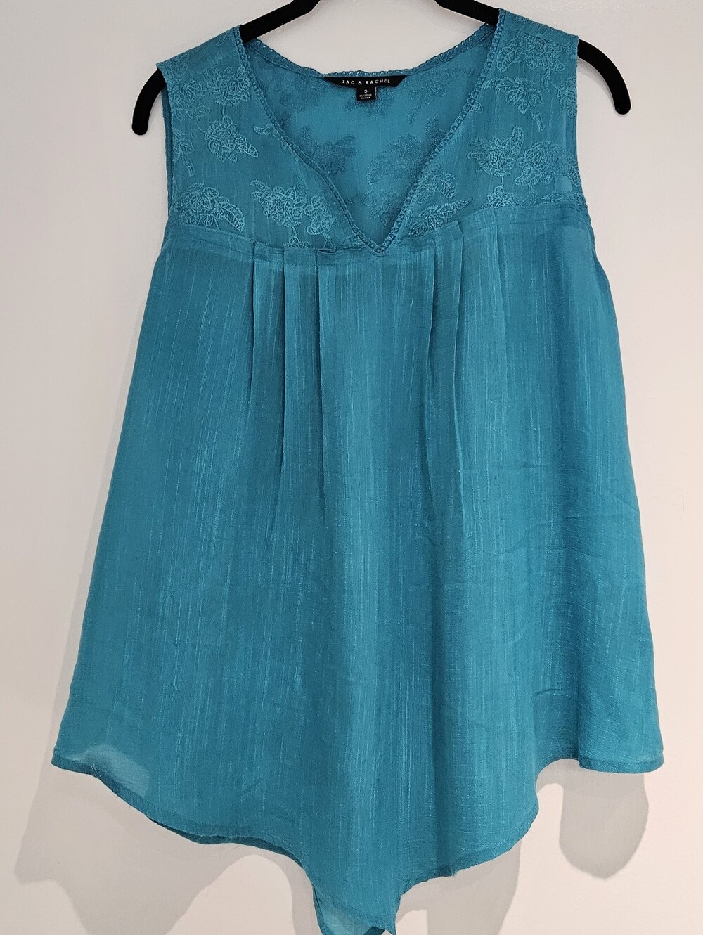Zac & Rachel Turquoise Blue Crochet Trim Handkerchief Hem Blouse Top Size S